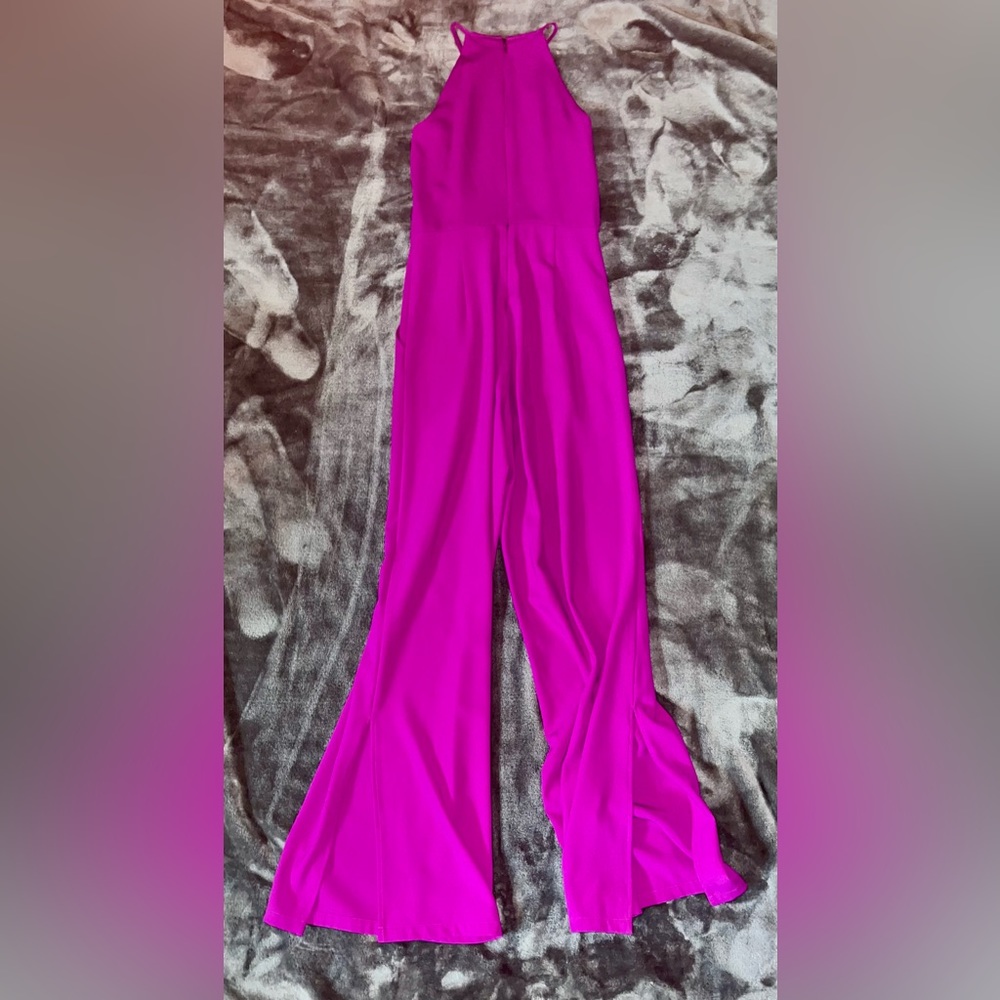 Antonio Melani Jumpsuit Romper Purple. Size Zero. Legs slit above ankle. - Picture 4 of 4